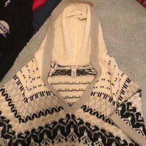 Poncho sweater